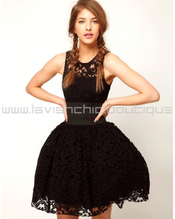 Prom Dress In Lace With Elastic Waist